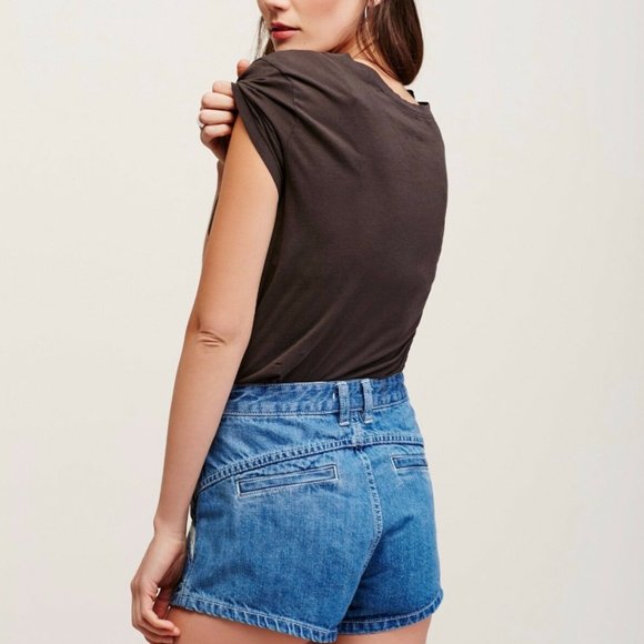 Free People Sweet Surrender High-Waist Denim Shorts Size 26 - Picture 6 of 9